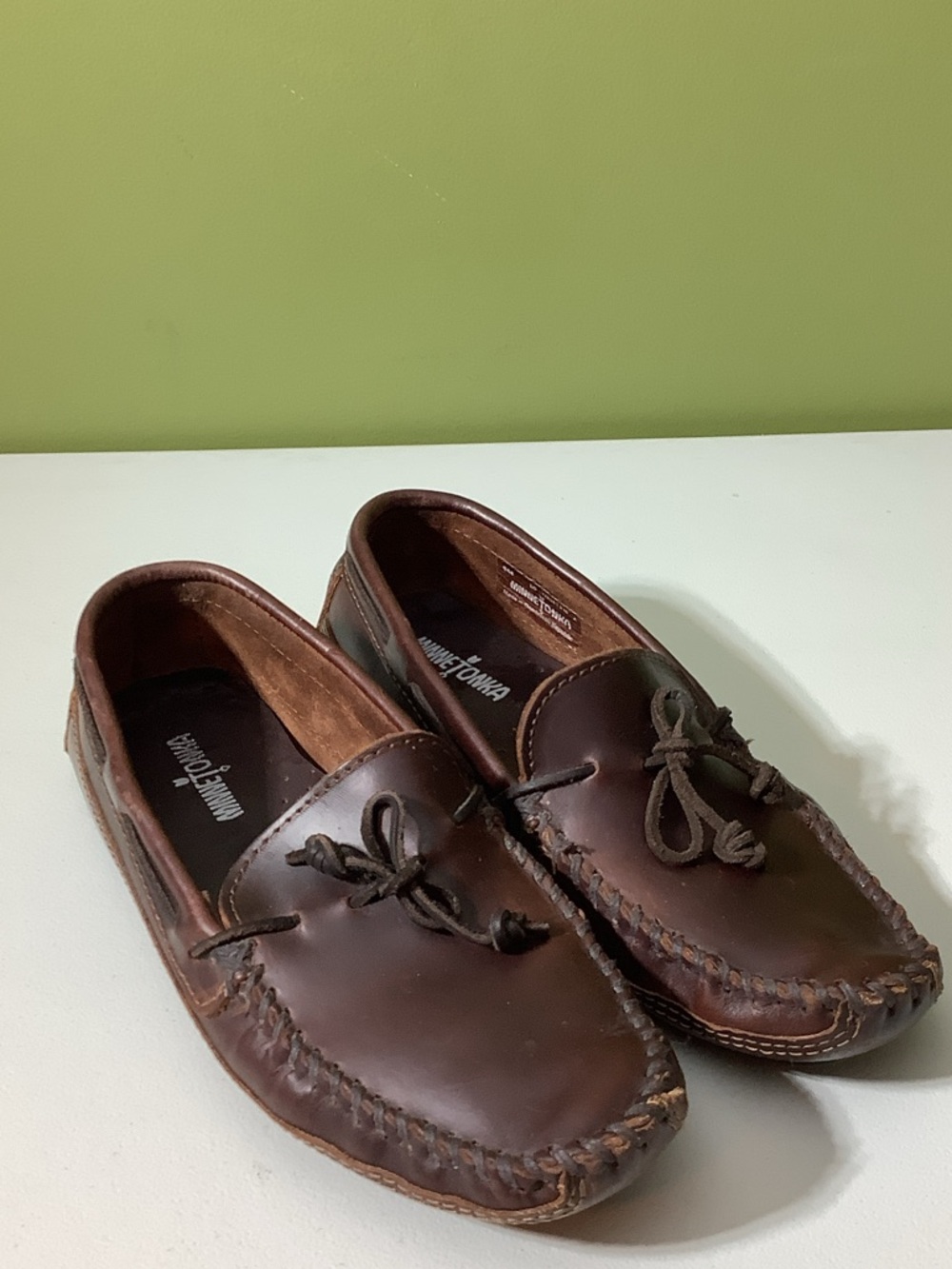 Minnetonka brown leather driving Mocs, size 10